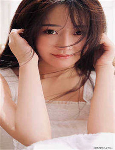 拥有两张脸的女人们